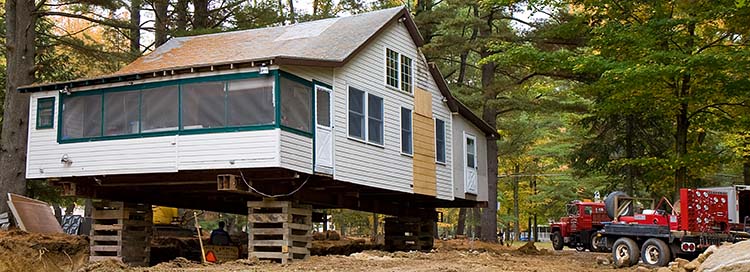Raising a house on Sacandaga Lake, N.Y.